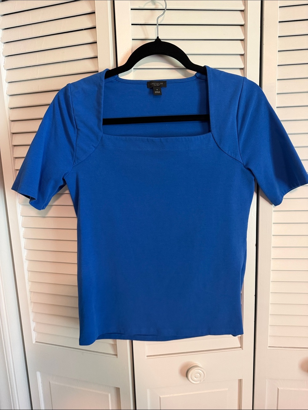 Ann Taylor Cobalt Blue Square Neck Short Sleeve Top